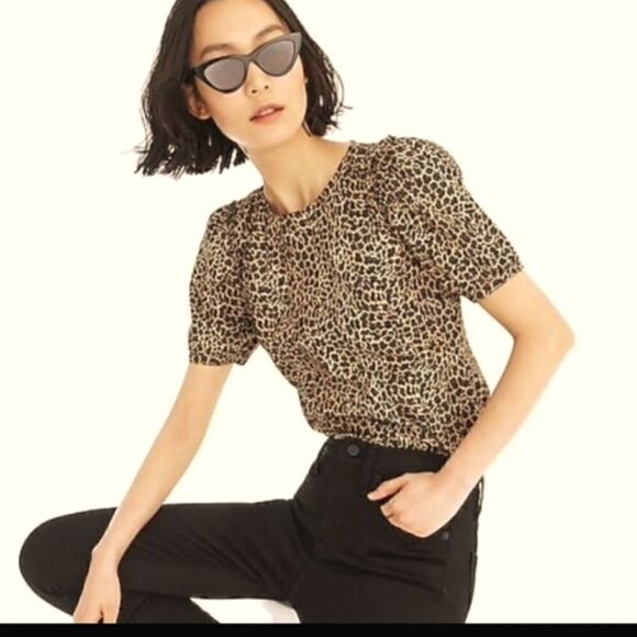 J CREW  Animal Print Puffed Sleeve Ruffle Top - Picture 1 of 6
